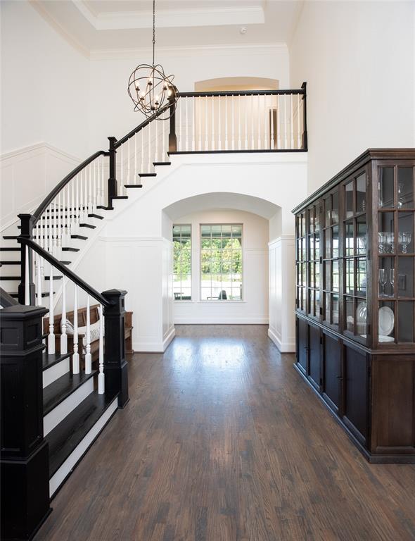 2904 Golden Meadow Court