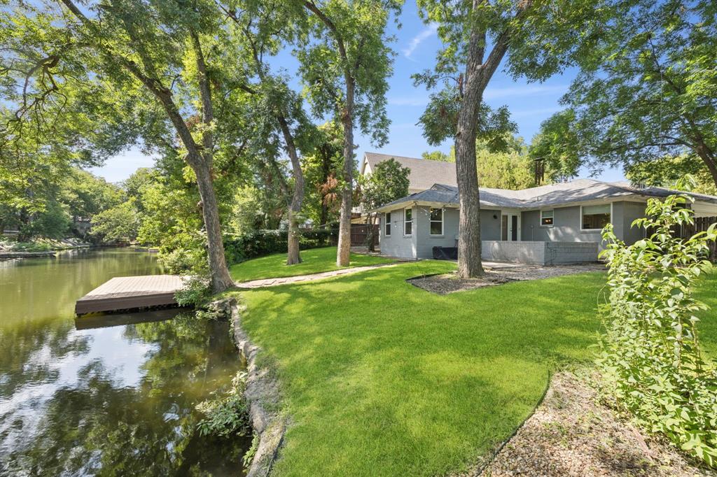 Bob-O-Links Downs - Residential