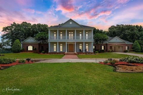 A home in Shreveport