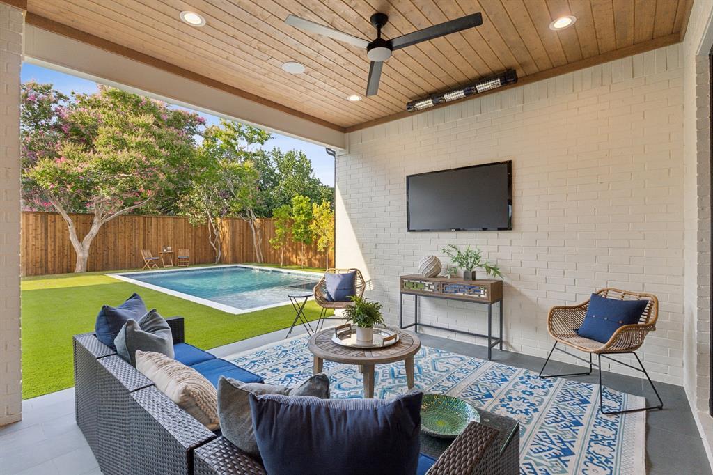 BOB O LINKS ESTATES - Residential