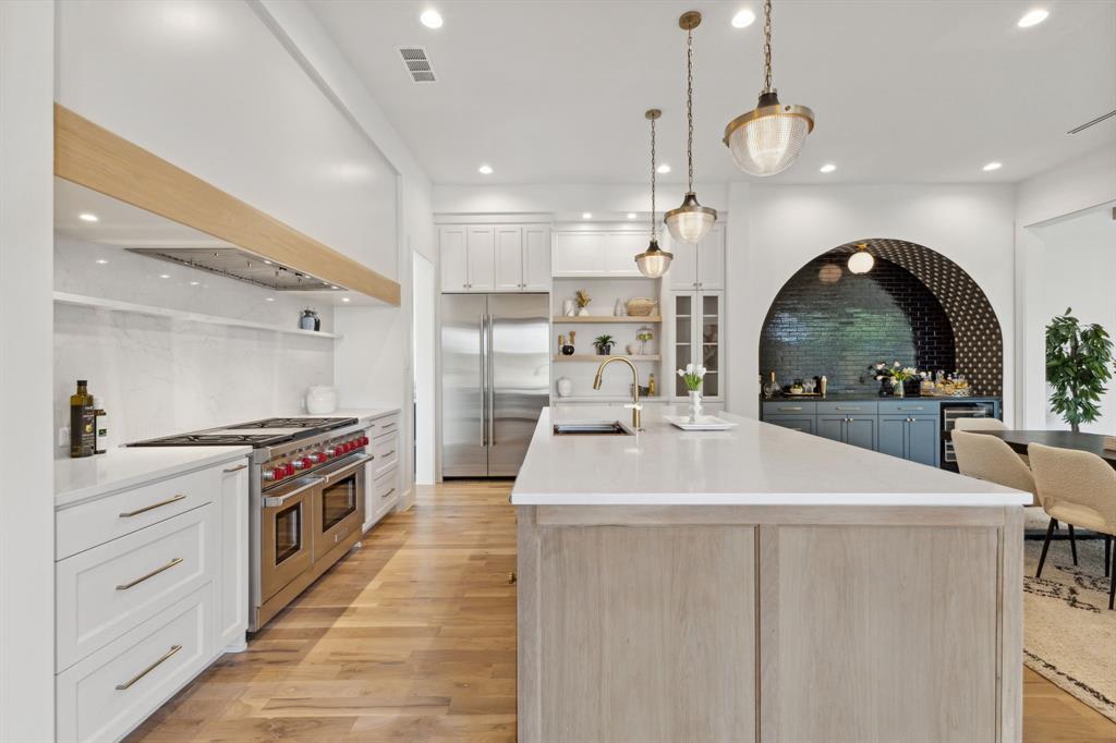 BOB O LINKS ESTATES - Residential