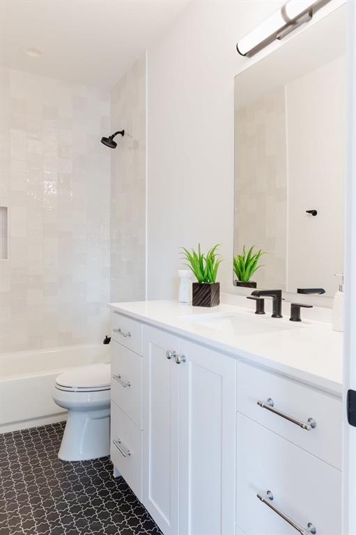 BOB O LINKS ESTATES - Residential