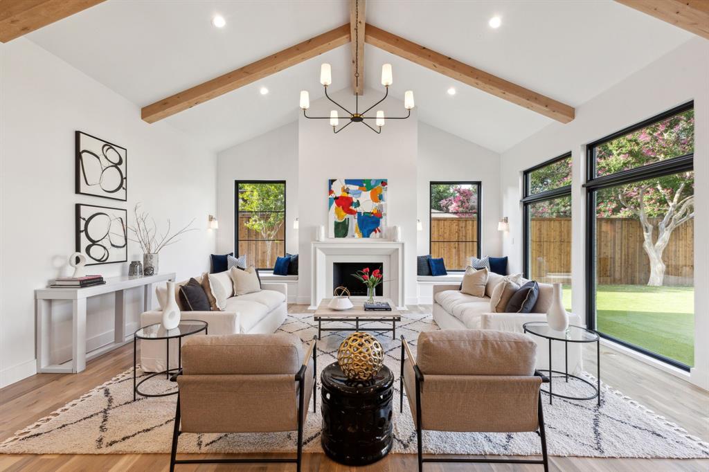 BOB O LINKS ESTATES - Residential