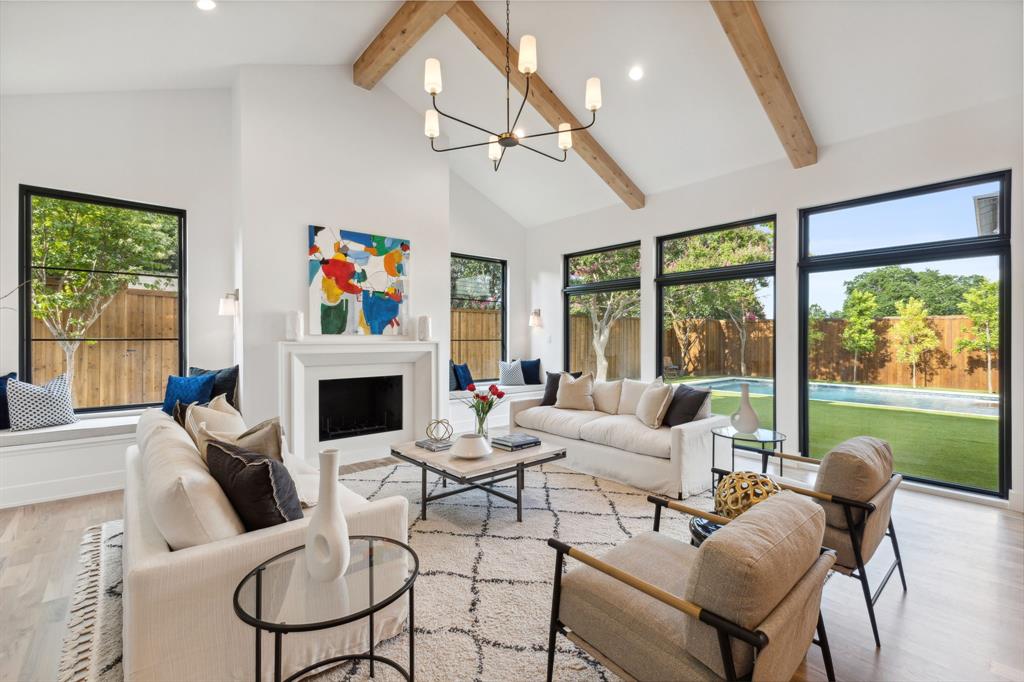 BOB O LINKS ESTATES - Residential