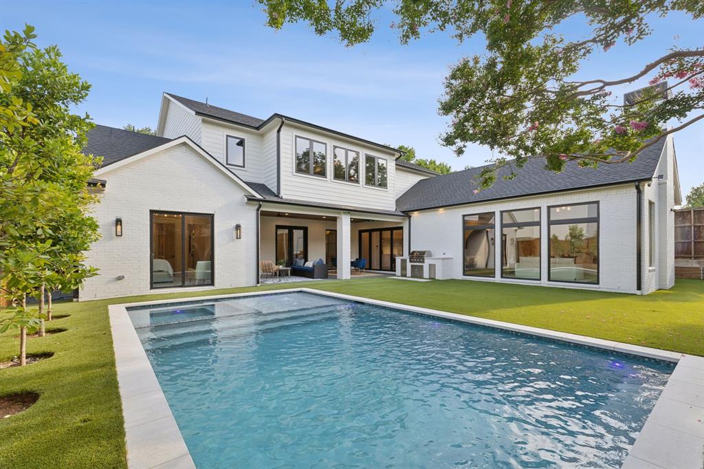 BOB O LINKS ESTATES - Residential