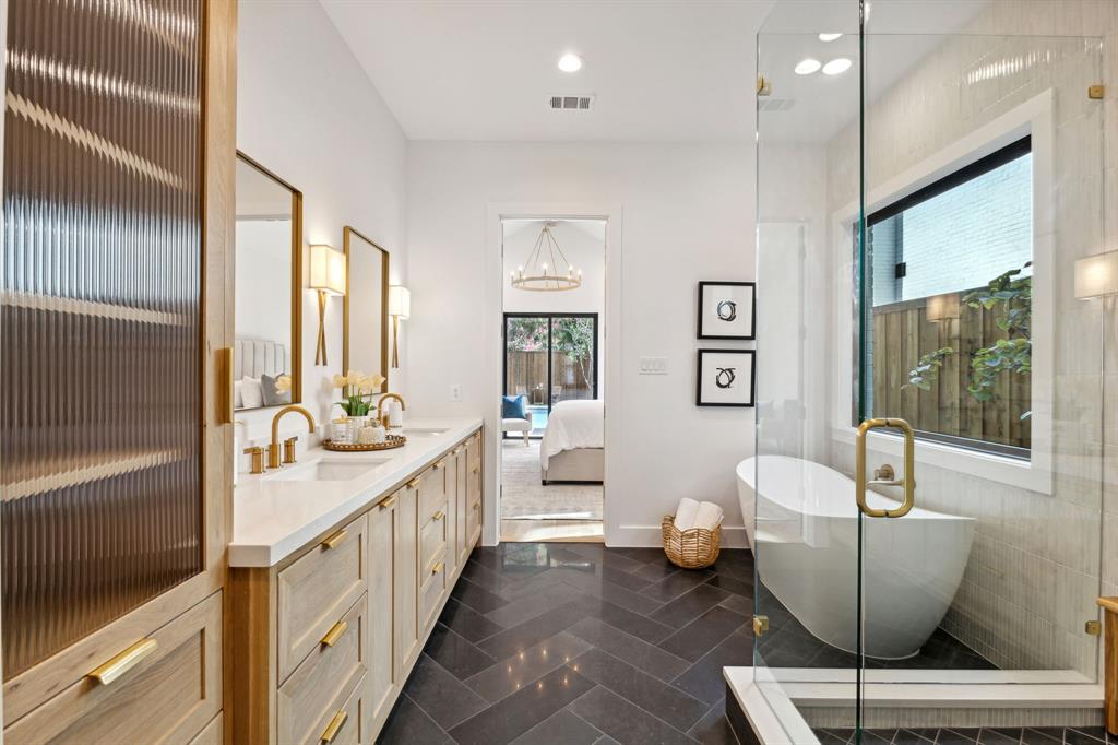 BOB O LINKS ESTATES - Residential