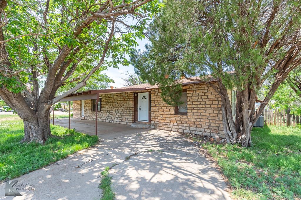 415 Sweetwater Road