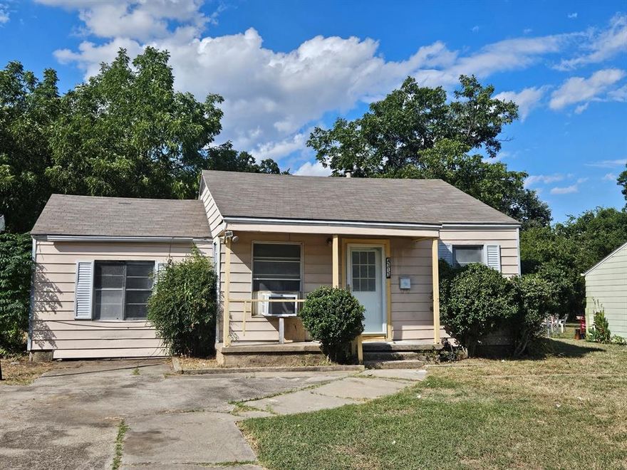 OWNER FINANCING AVAILABLE!!!  Fantastic opportunity for an investor or homeowner.  2 houses on an oversized lot.   Needs repairs but has potential.  The main home includes 3 bedrooms and 1 full bathroom, perfect for a family.  Use your imagination to customize it to your liking. The second house, located at the back of the lot, has 1 bedroom and 1 full bathroom, making it ideal for a mother-in-law suite, guest house, or rental unit. Enjoy a nice backyard space for outdoor activities. Conveniently located just minutes from downtown Fort Worth, this property combines potential and accessibility.