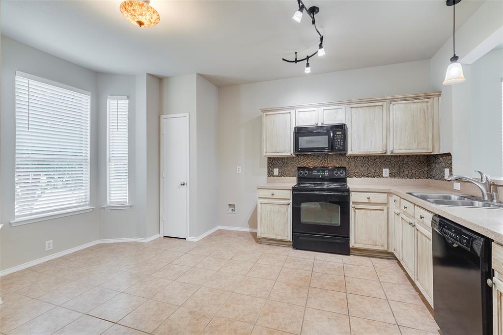 Villages Of Crawford Farms Th - Residential Lease