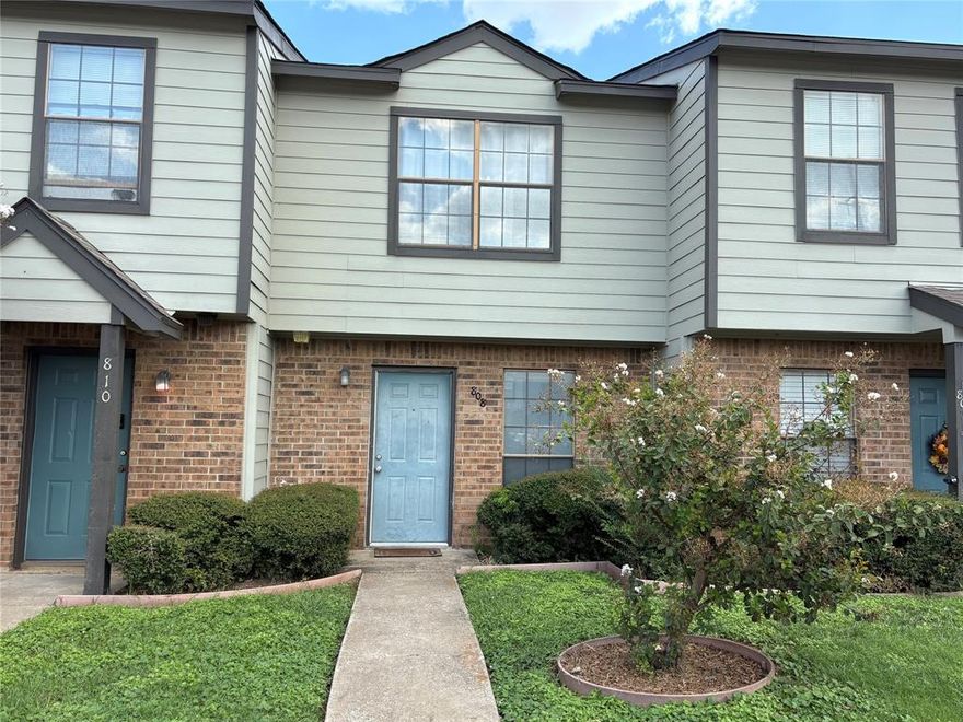 Welcome to 808 W Collins Street. Nestled in the heart of Denton, this charming two-bed, one and one half bath condominium offers approximately 930 square feet of thoughtfully laid-out living space. Super convenient location! Near bus stop, mailboxes, and the sparkling community pool is just around the corner. Come put your touches on this place and call it your own.