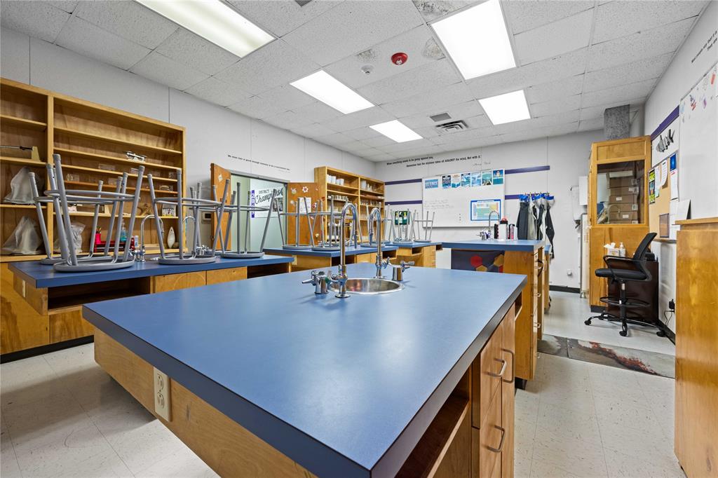 T&P RR CO #15 - Commercial Sale