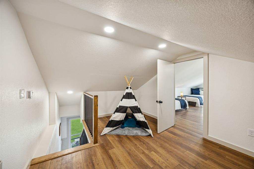 Elmwood - Residential