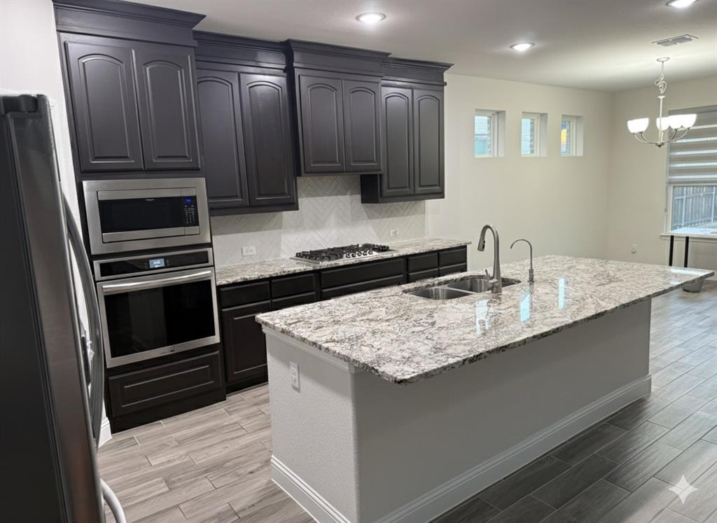 Edgestone - Residential Lease