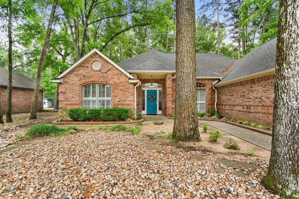 Photo of 1644 Pineview Lane, Hideaway, TX 75771 (MLS # 21252905)