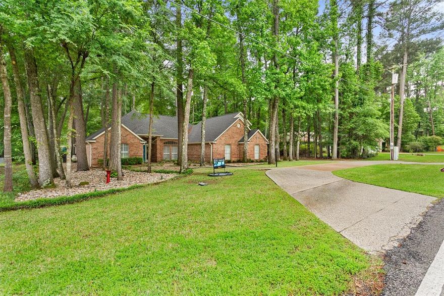 This home in the gated Hideaway Lake will impress the most discerning buyer! Property features soaring ceilings, expansive living spaces, detailed trim work, plantation shutters, quality finishes and abundant natural light throughout. Upgrades include but not limited to Zoysia grass, Rachio rain sensing sprinkler system, JellyFish exterior lighting, new flooring, motarized blinds, quartz countertops, new appliances and more! The functional layout provides many options for entertaining, living and working from home. Enjoy the sunroom (currently being used as a pool room) overlooking the beautiful treed landscape of Hideaway Lake and the covered wood deck with lighting and hot tub that conveys. A large circle drive and additional driveway provide ample parking for hosting gatherings. Partial home generator negotiable. With pickleball courts right across the street, your house will be the place everyone wants to be. Hideaway Lake features 3 lakes, a 27-hole golf course, multiple parks and sport courts, 2 swimming pools and sandy beach area. Enjoy dinner at the clubhouse grill or restaurant and enjoy the many other facilities that can be rented out for parties and meetings. There is so much to do in Hideaway! Seller offering $15,000 in concessions that can be used for rate buy-down, initiation fee or painting allowance.
