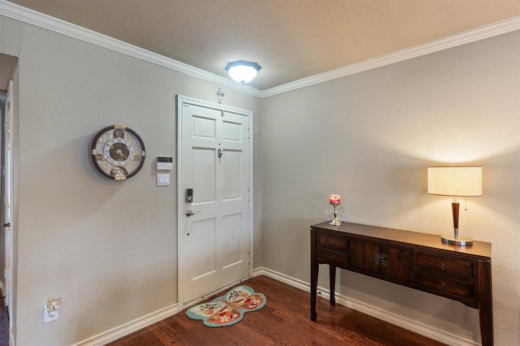 9433 Timberleaf Drive