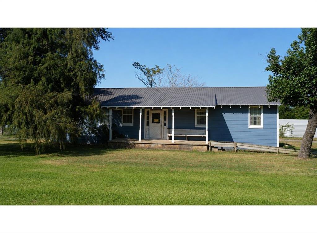 949 County Road 1410