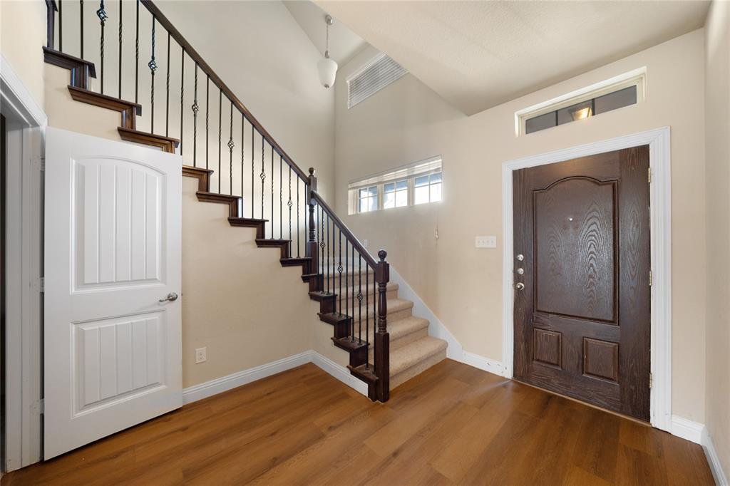 15517 Leadenhall Street