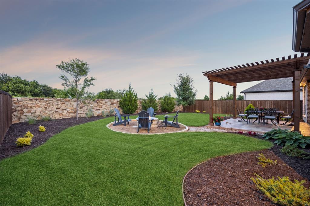 712 Uplands Drive