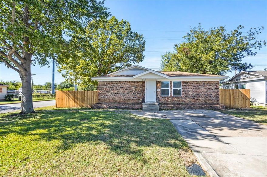 Beautifully Remodeled Corner-Lot Home in Richland Hills! Step into this stunning 4-bedroom, 3-bath home that perfectly blends modern updates with timeless comfort. Recently remodeled from top to bottom, this home features a fresh, neutral color palette that complements any décor style. The spacious layout includes beautifully tiled showers, sleek flooring, and new blinds throughout for a cohesive, move-in ready look.
Outside, you’ll find a detached two-car garage offering convenience and extra storage, all set on a desirable corner lot that provides added privacy and curb appeal. With its thoughtful upgrades and prime location in the heart of Richland Hills, this home is the perfect place to start your next chapter