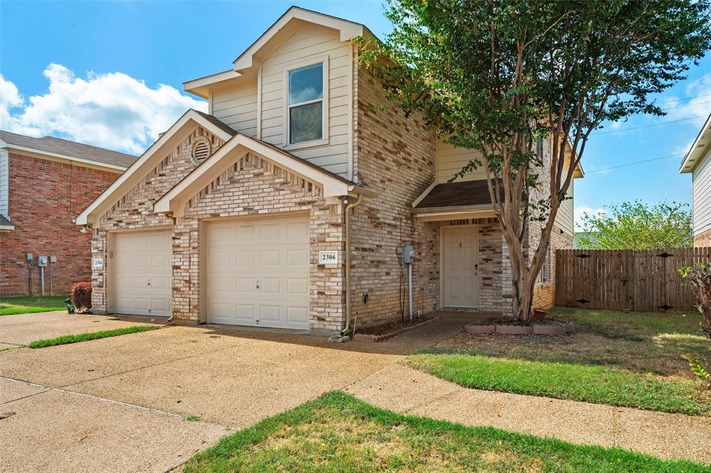 View Arlington, TX 76012 townhome