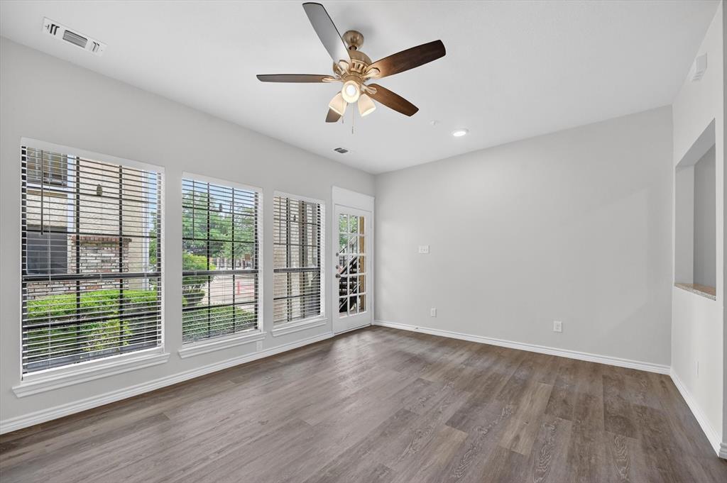 Lovers Lane Condos Ph 01 04 - Residential