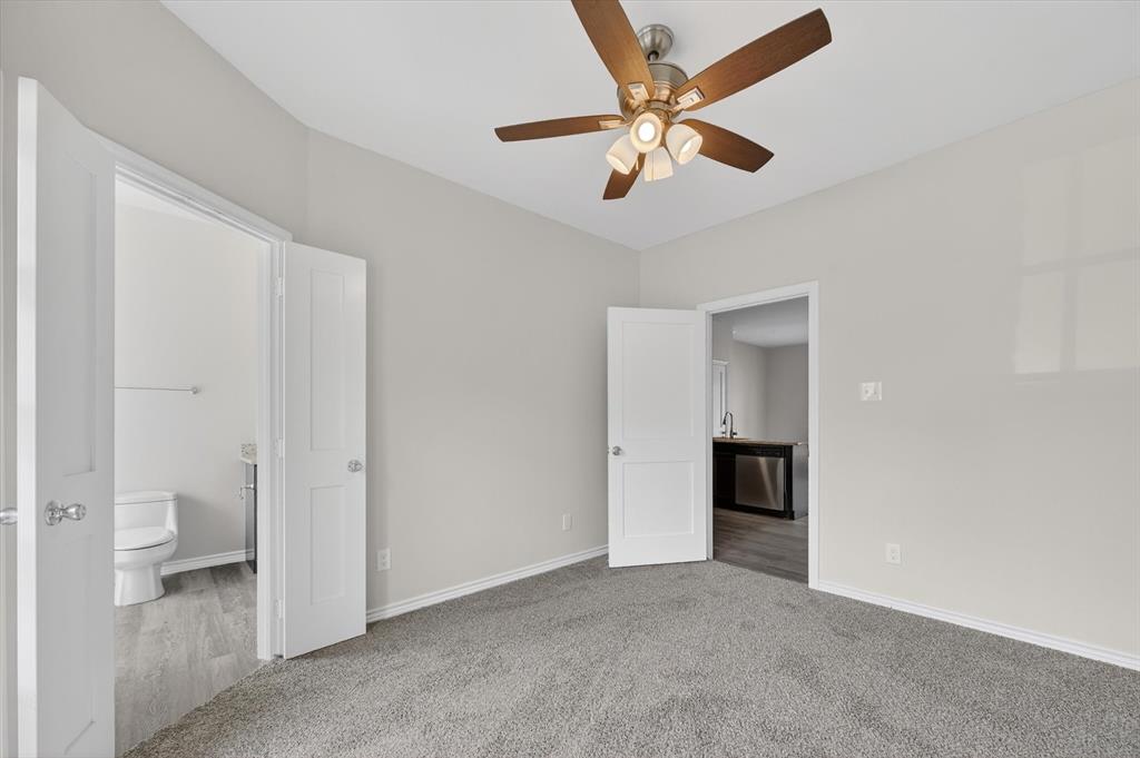 Lovers Lane Condos Ph 01 04 - Residential