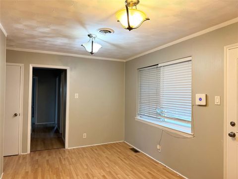 Tiny photo for 1026 Geronimo Arrow, Carrollton, TX 75006 (MLS # 21101256)