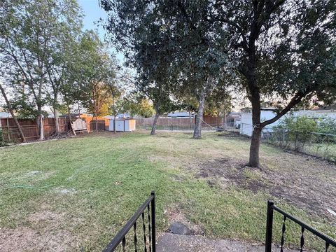 Tiny photo for 1026 Geronimo Arrow, Carrollton, TX 75006 (MLS # 21101256)