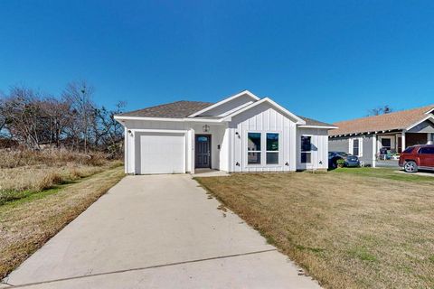 A home in Corsicana