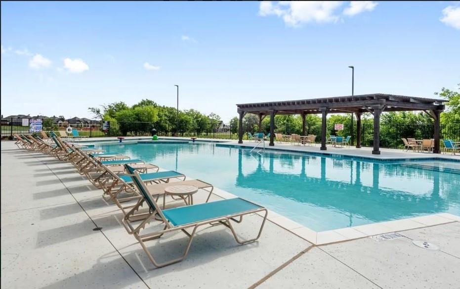 Hulen Trails - Residential