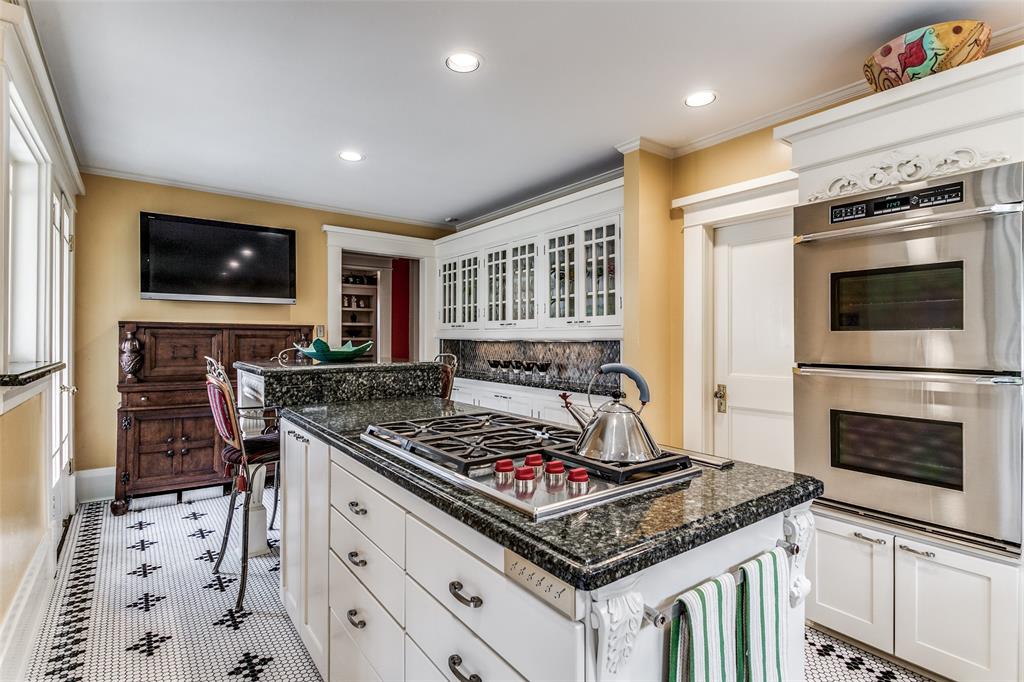 Munger Place - Residential