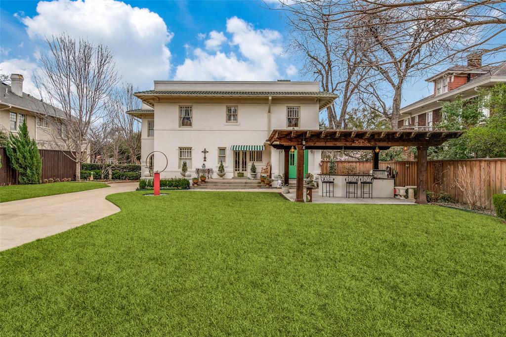 Munger Place - Residential