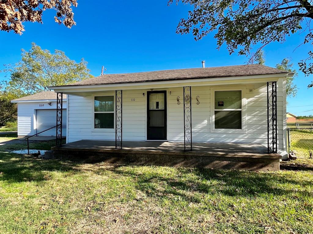 110 N Hwy 34 Street
