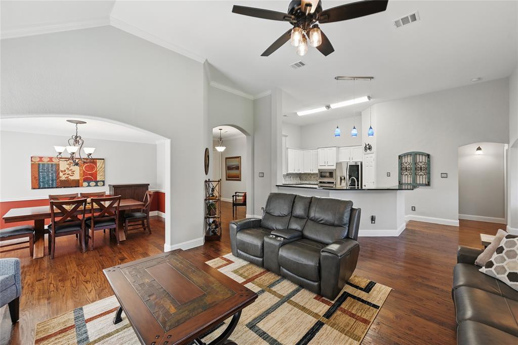 Flower Mound, Texas 75028, United States, 3 Bedrooms Bedrooms, ,2 BathroomsBathrooms,Residential,Pending,127950