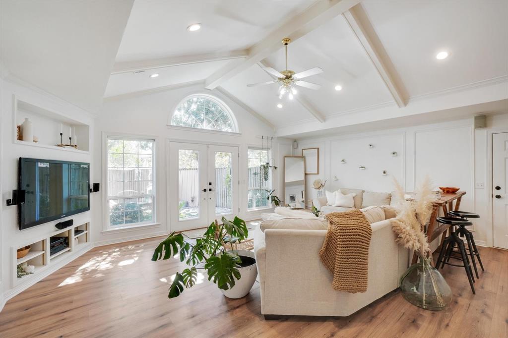 2712 Chamberlain Circle