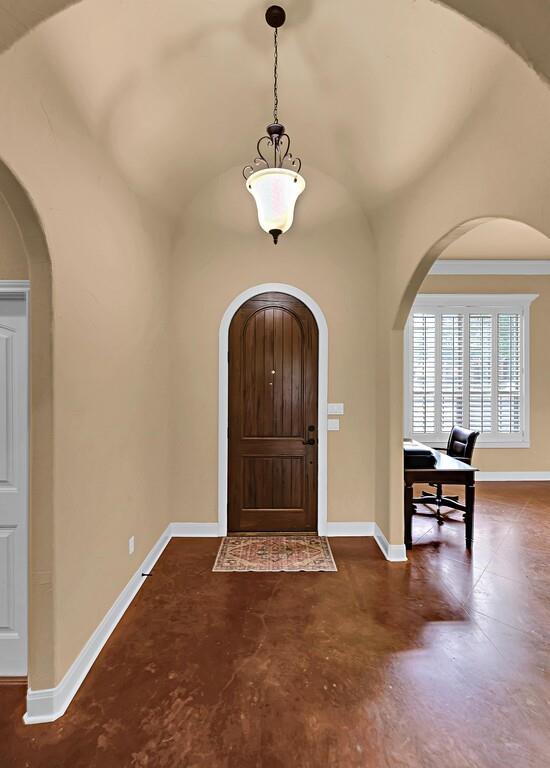 304 Chamberly Road
