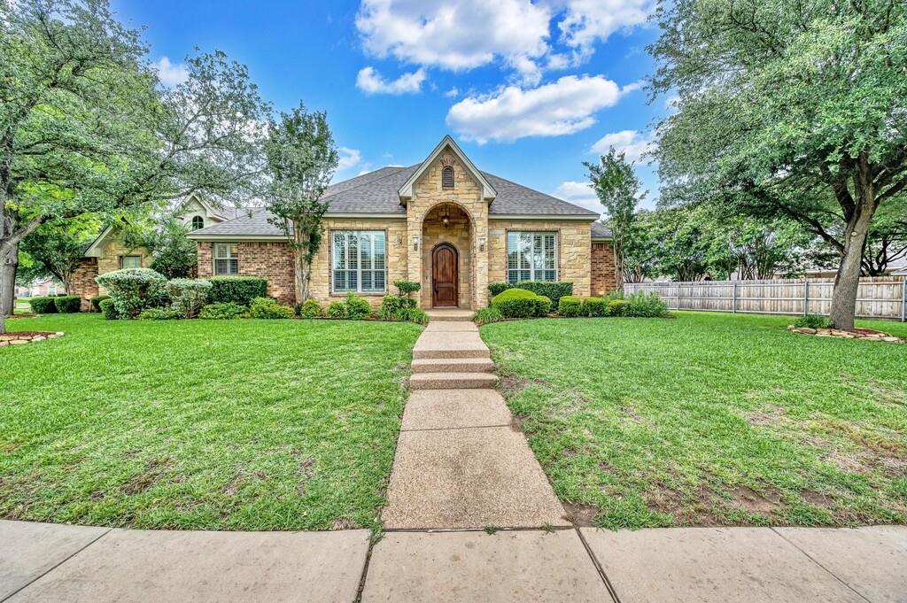 304 Chamberly Road