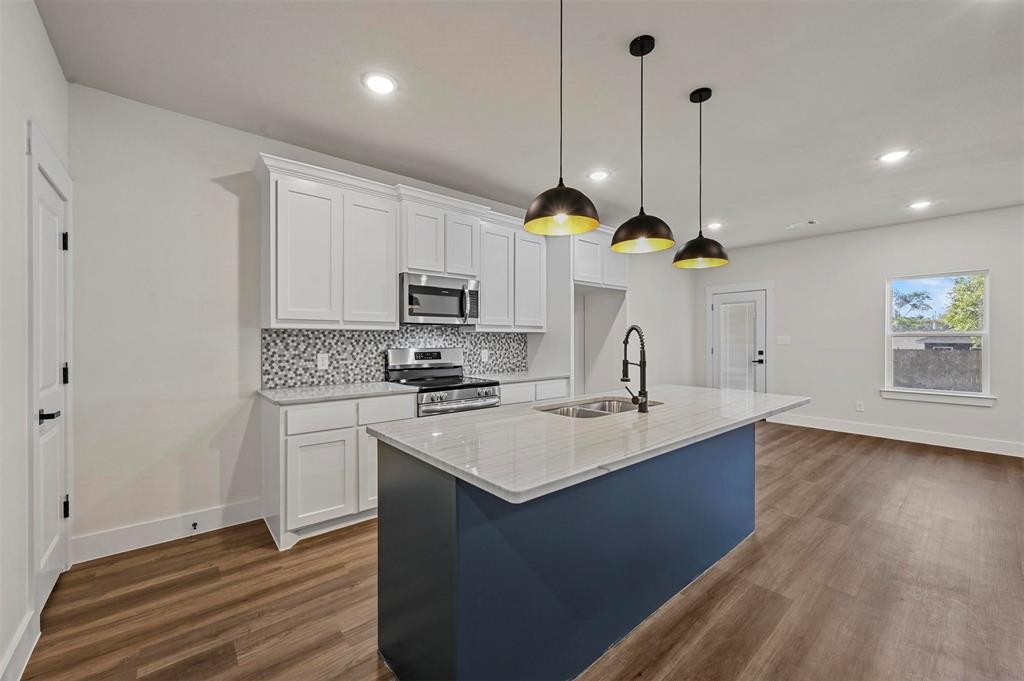 634 W Owings
