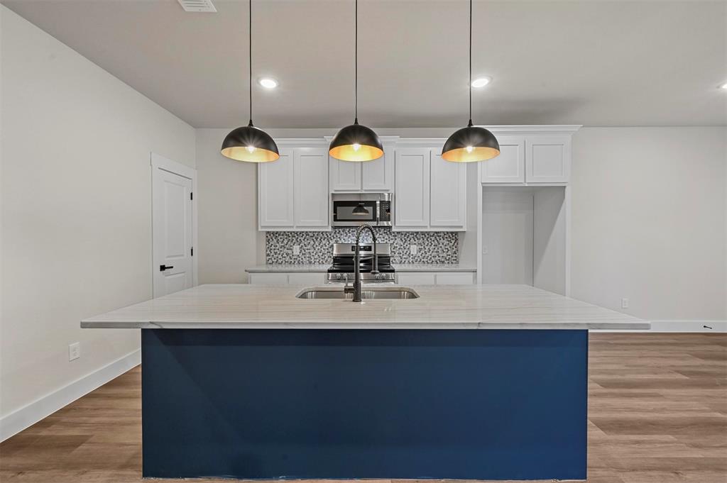 634 W Owings