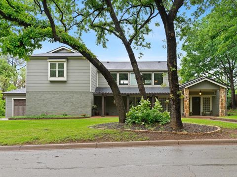 Photo of 3402 Marsh Lane, Grapevine, TX 76051 (MLS # 21239989)