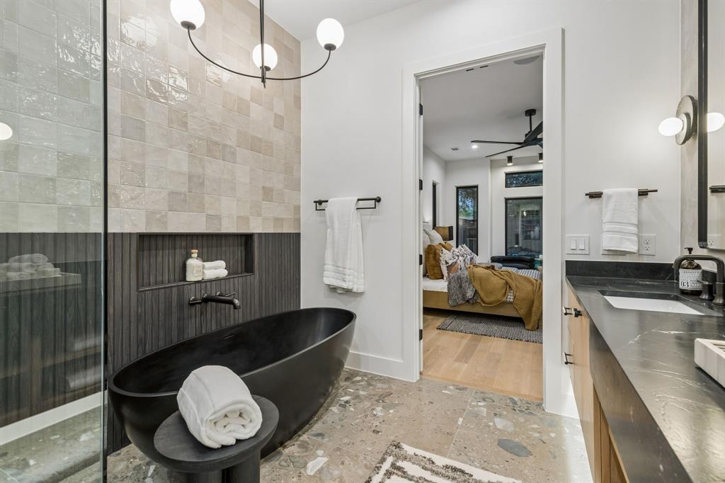 Lovers Lane Heights - Residential
