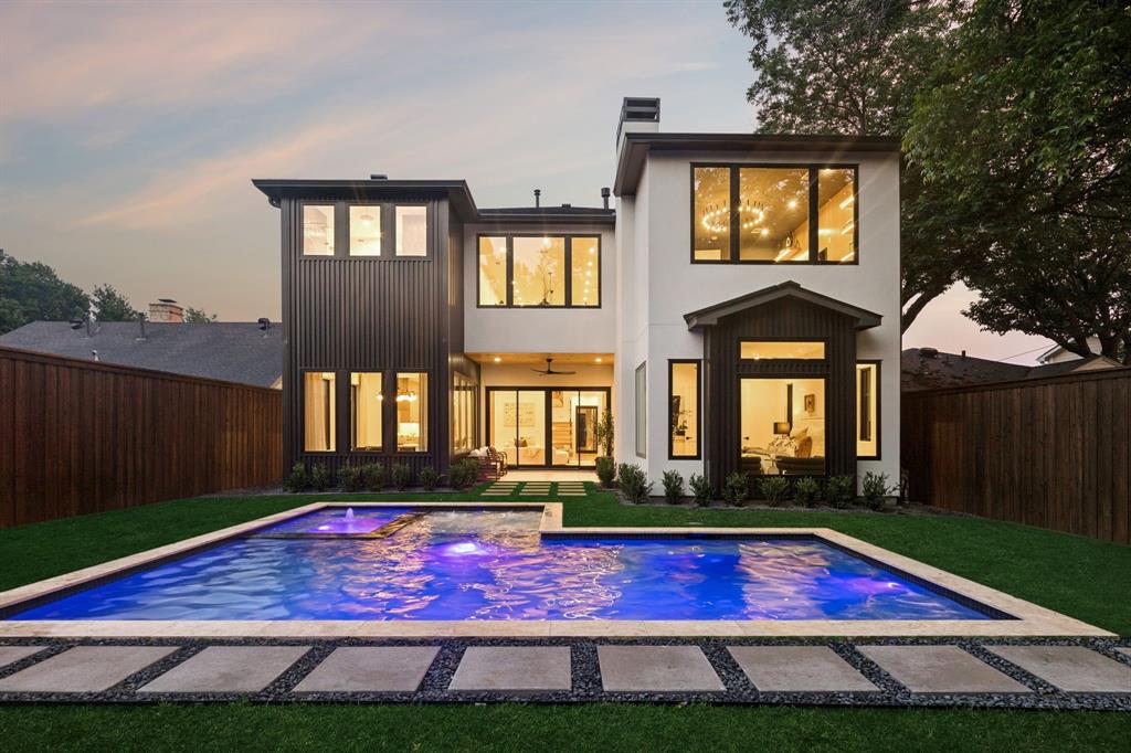 Lovers Lane Heights - Residential