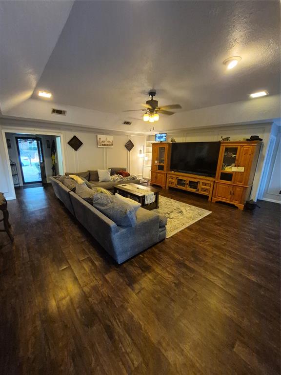 Turf Club Estates Addition Blk - Residential