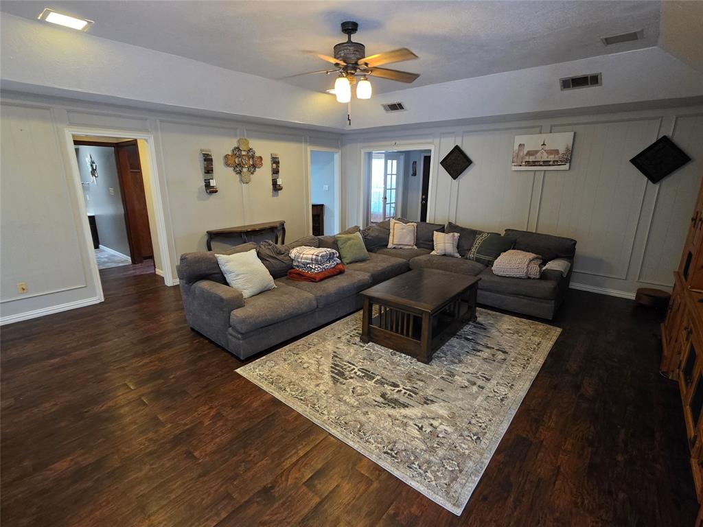 Turf Club Estates Addition Blk - Residential