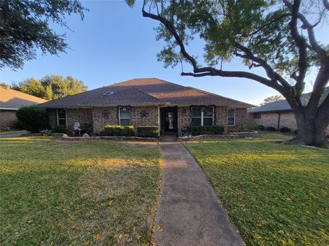 2008 Iron Horse Court Arlington TX 76017