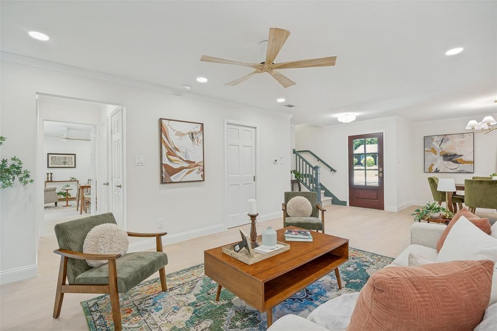 407 Valley Cove Drive
