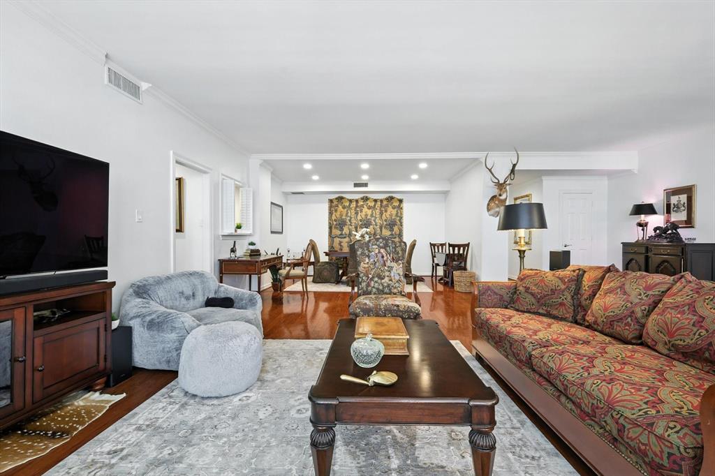 Bonaventure Condominiums - Residential