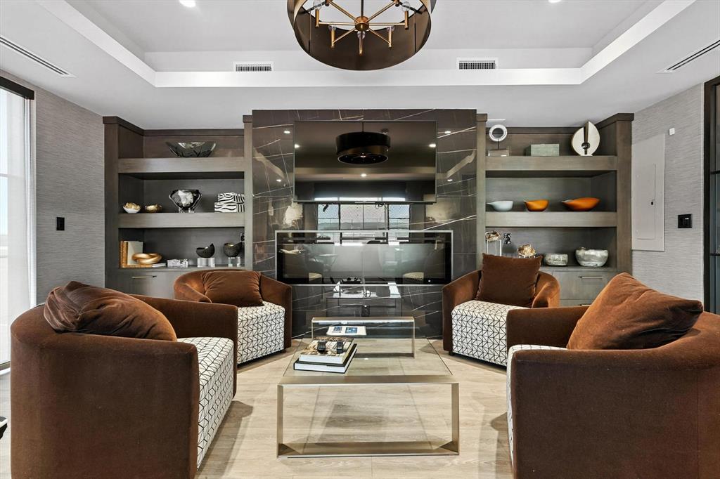 Bonaventure Condominiums - Residential