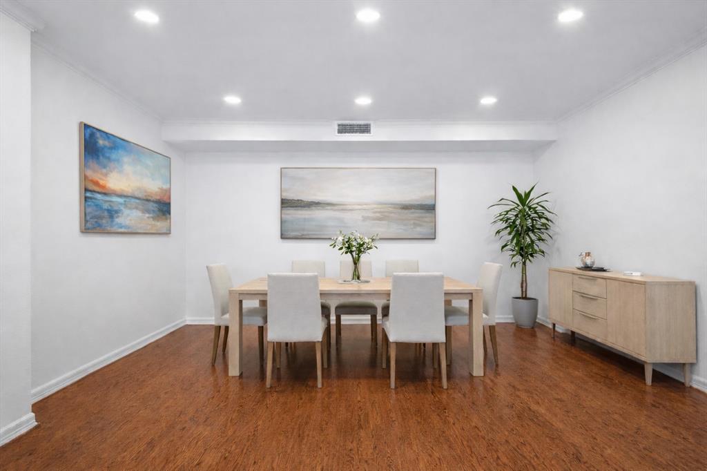 Bonaventure Condominiums - Residential
